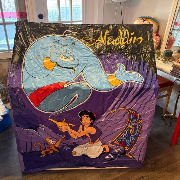 Vintage Disney Aladdin Vinyl play tent fort - Picture 5 of 16